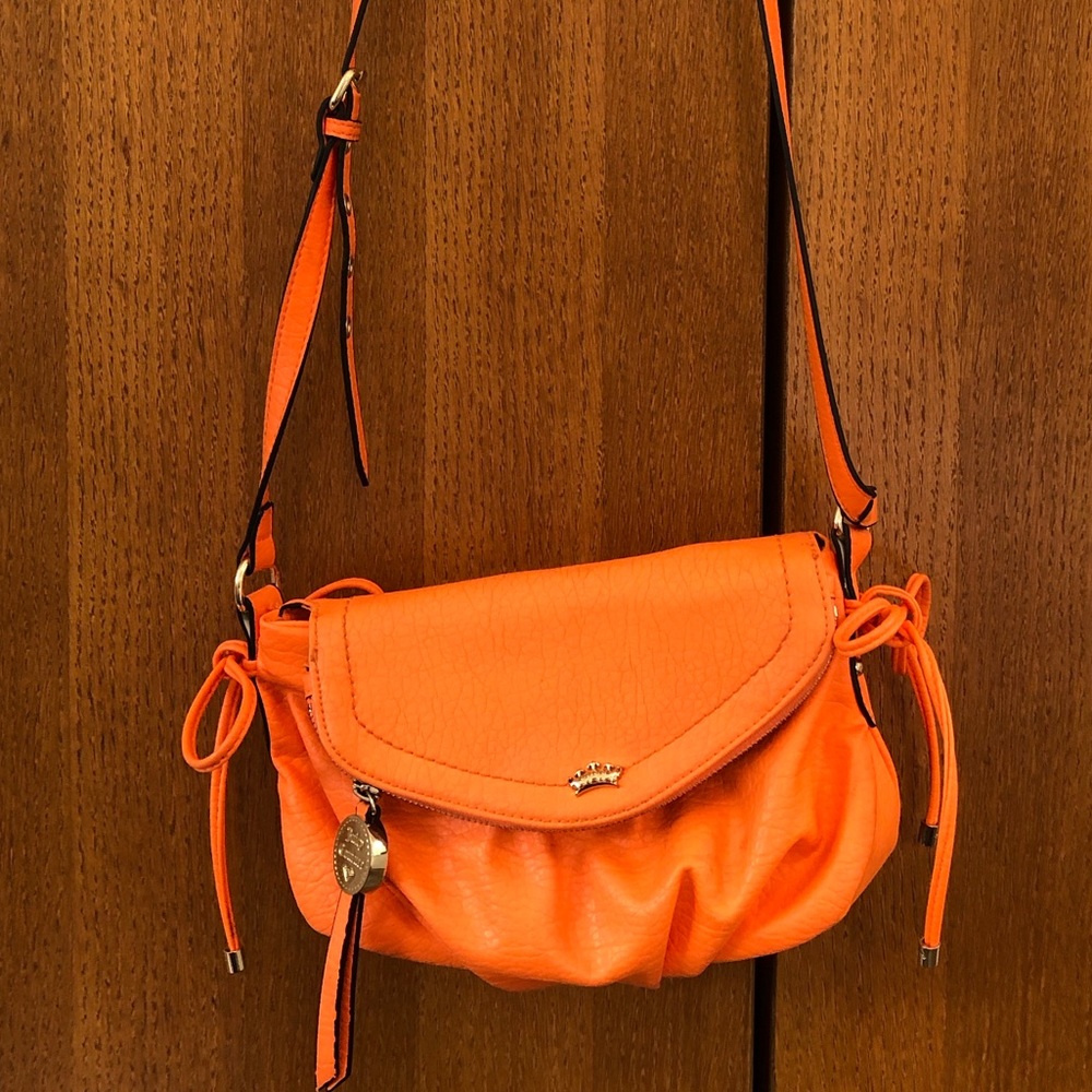 Juicy Couture crossbody messenger bag